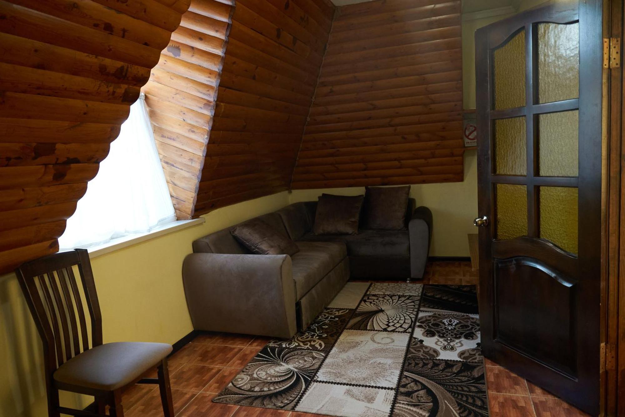 Argo Guest House Karakol Exterior photo