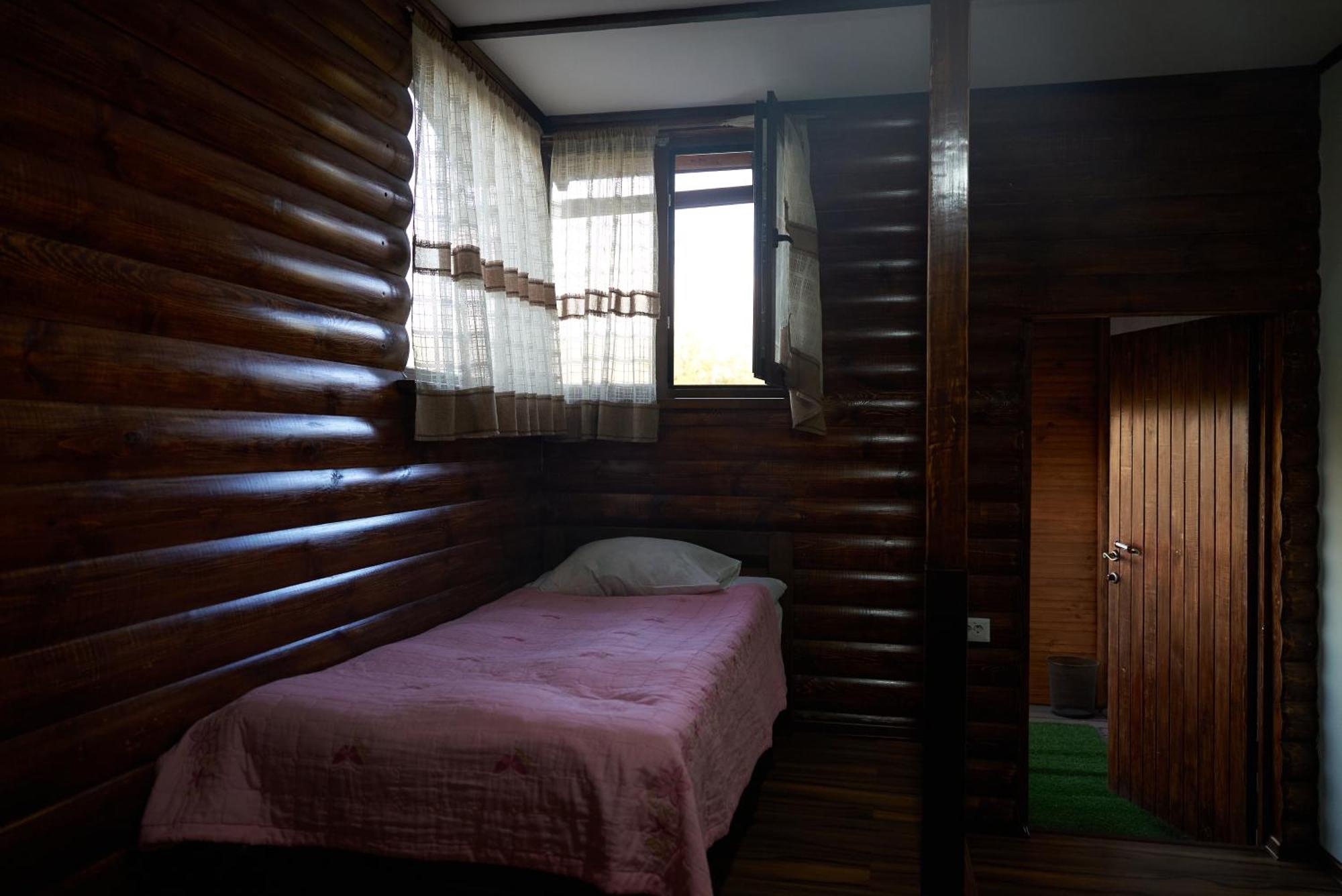 Argo Guest House Karakol Exterior photo