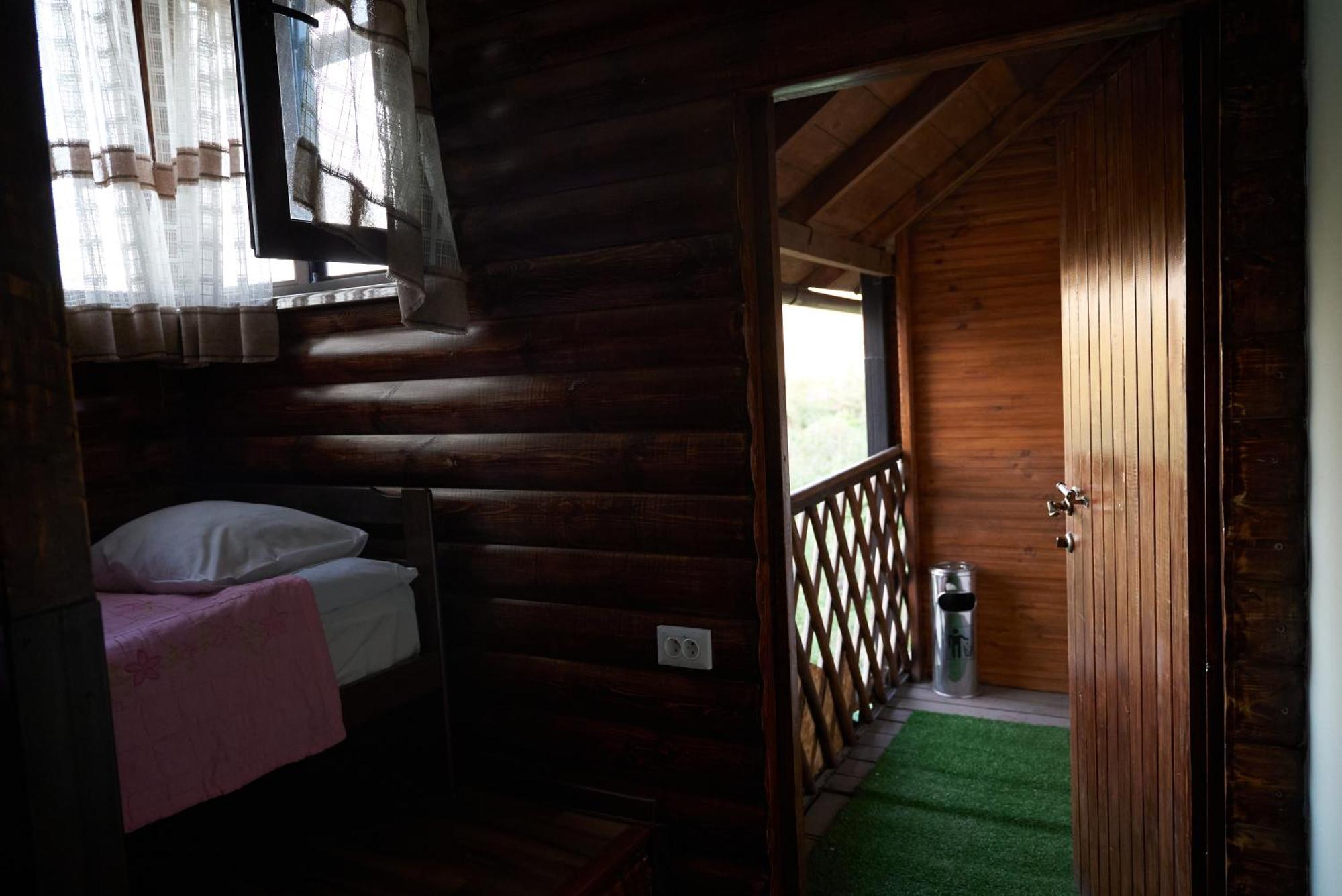 Argo Guest House Karakol Exterior photo