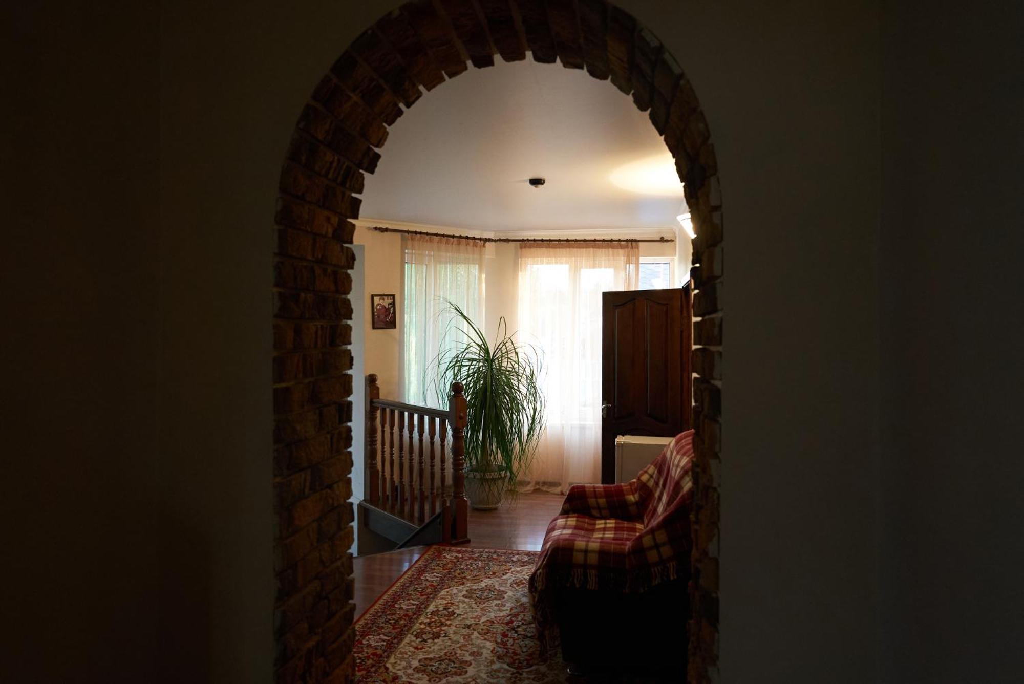 Argo Guest House Karakol Exterior photo