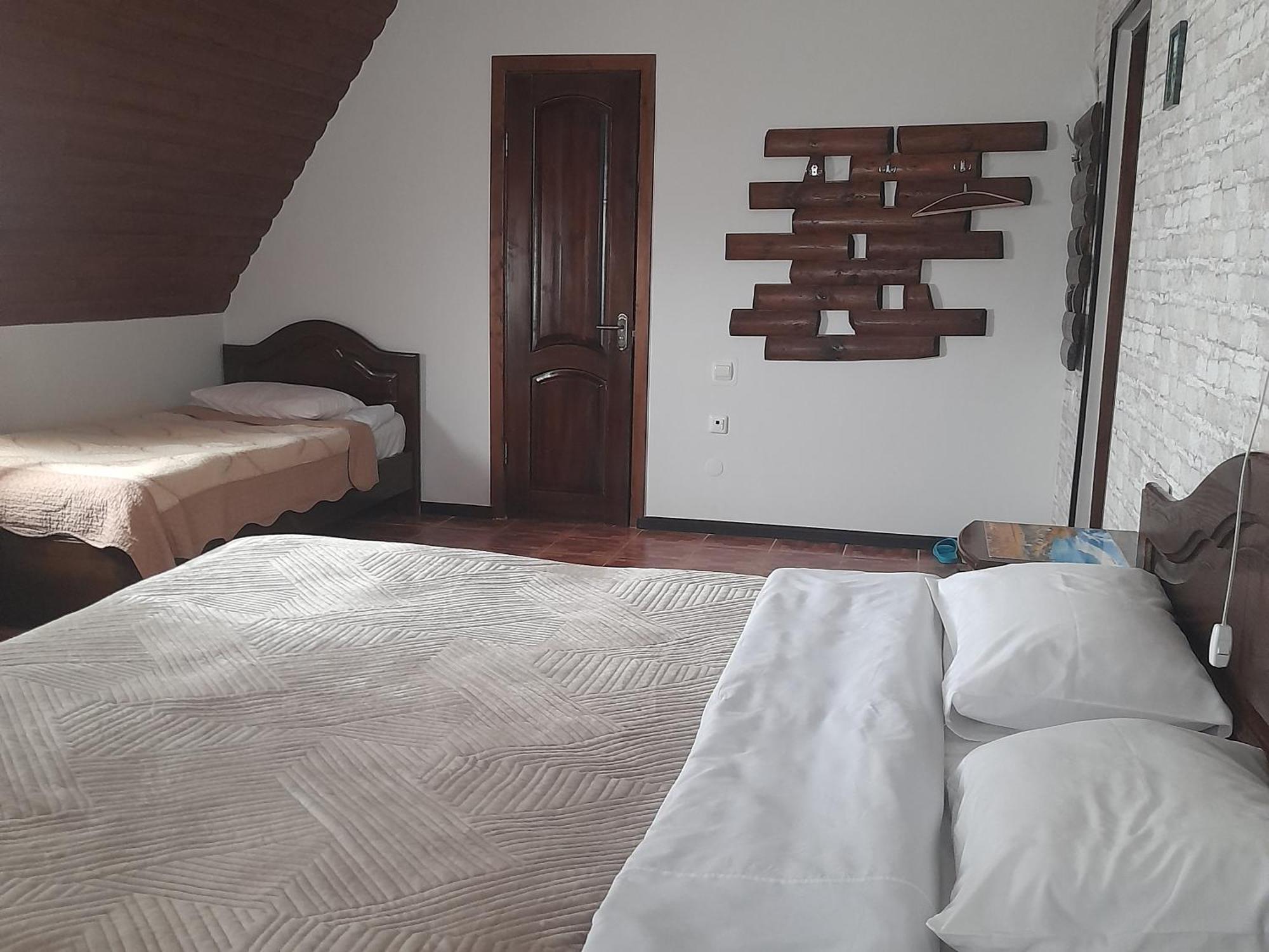 Argo Guest House Karakol Exterior photo
